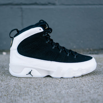 Air Jordan Retro 9