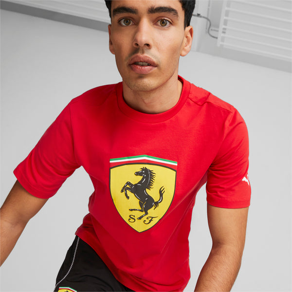 PUMA - Men - Ferrari Race Big Shield Tee - Red