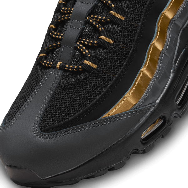 NIKE - Men - Air Max 95 - Black/Gold