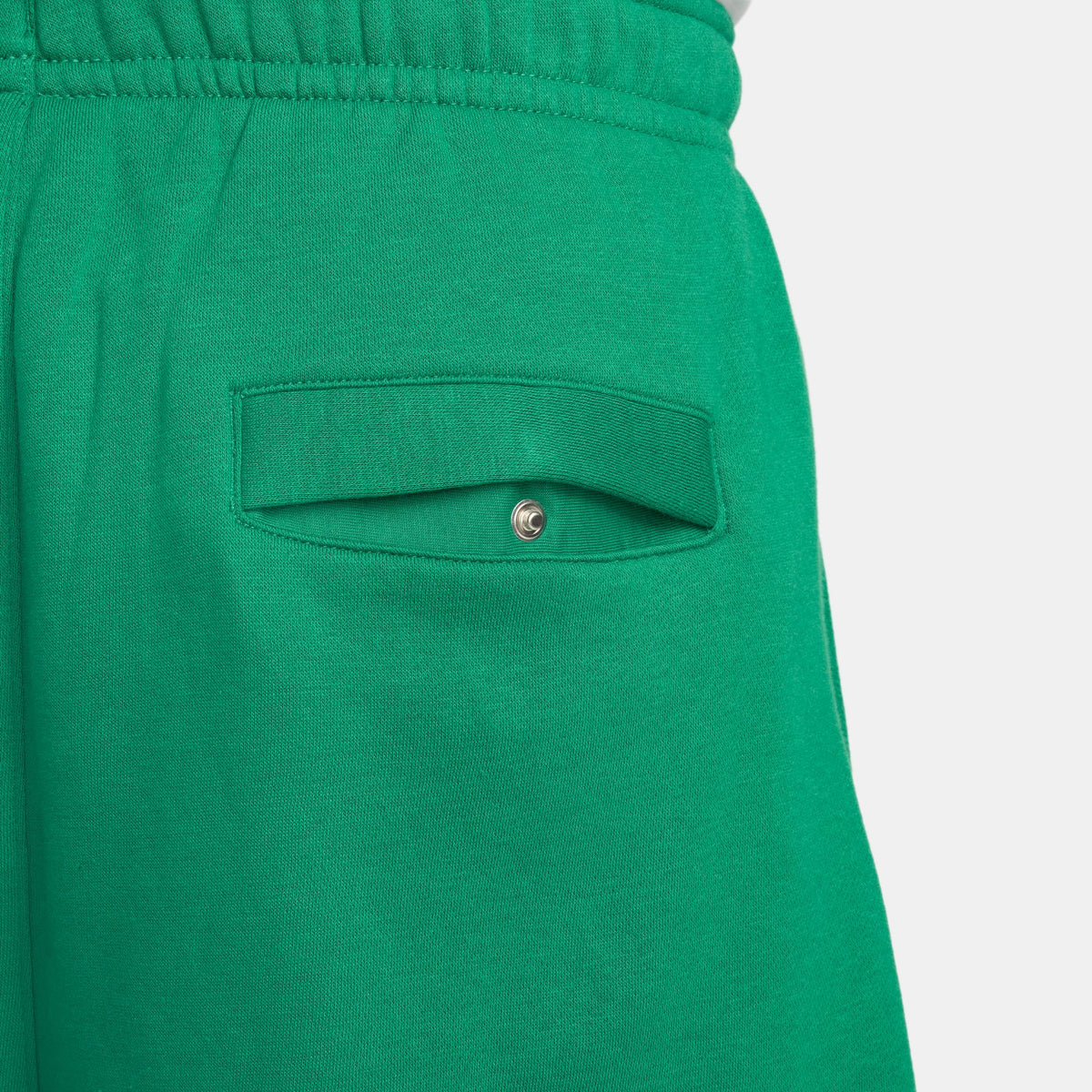 Nike - Men - Club Sweat Short - Malachite/White – Nohble