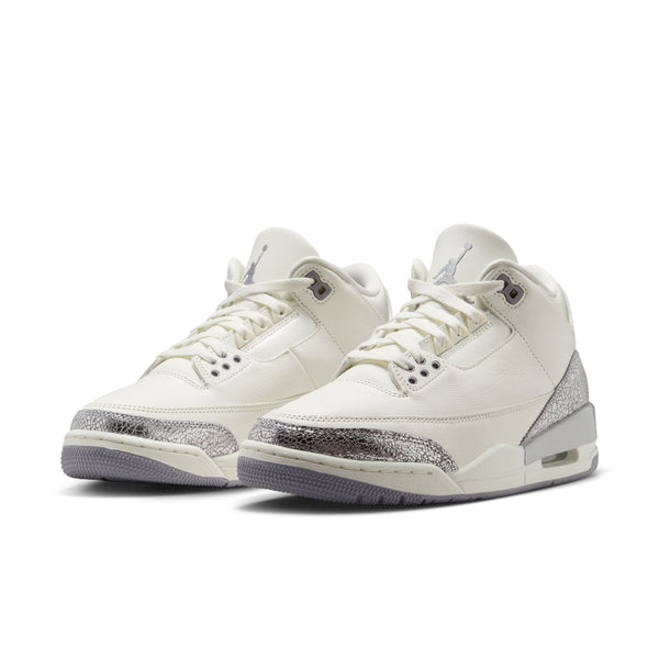 Jordan - Women - Retro 3 Low - Sail/Cement Grey/Metallic Silver
