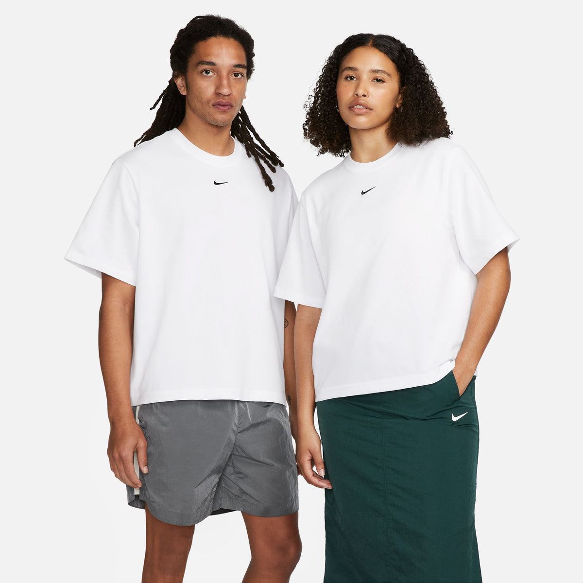売れ筋商品|||ナイキ Tシャツ トップス レディース Women's White Brooklyn Nets Essential Boxy T-shirt White Brooklyn Nets Essential Men's Jordan NBA T-Shirt. Nike.com