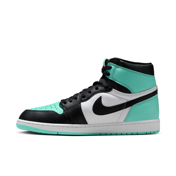 Jordan - Men - Retro 1 High OG - White/Black/Green Glow - Release