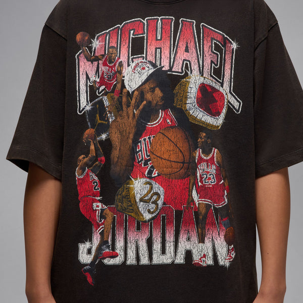 Jordan - Men - Michael J Oversize Tee  - Black/Varsity Red