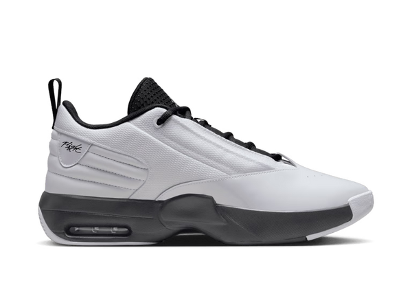 Jordan - Men - Max Aura 6 - White/Metallic Gold/Black