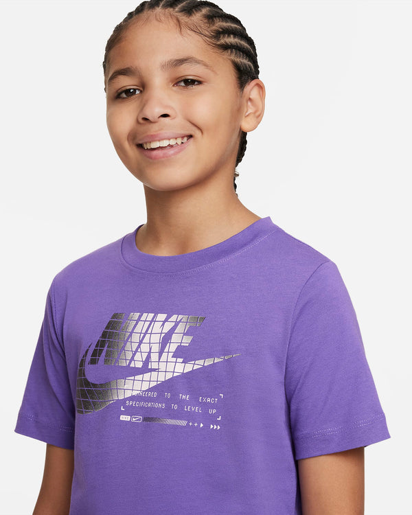 Nike - Boy - Seasonal Club Tee - Action Grape