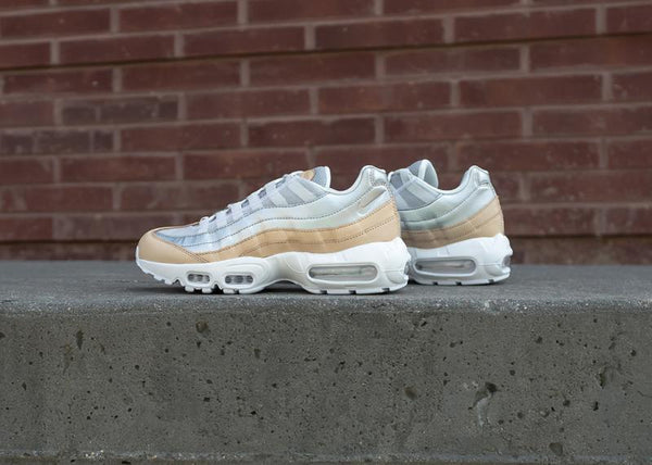 NIKE - Women - Air Max 95 - Silver/White