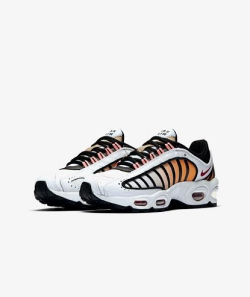 Nike - Women - W Air Max Tailwind IV - White/Gym Red/Black