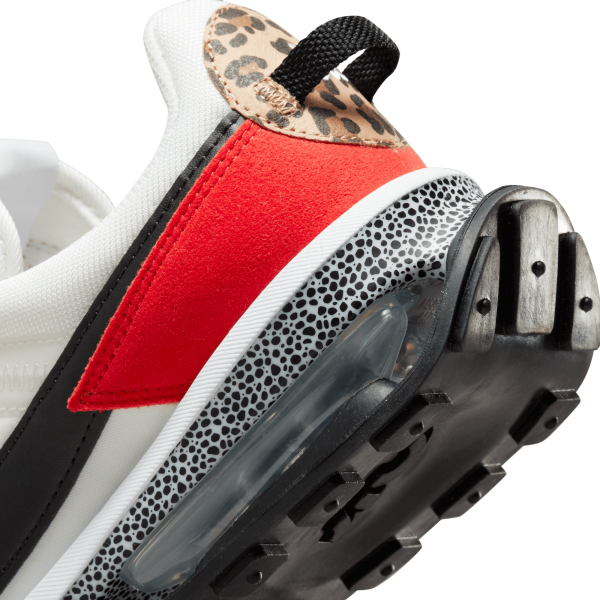 Nike - Women - Air Max Pre-Day SE - Summit White/Black