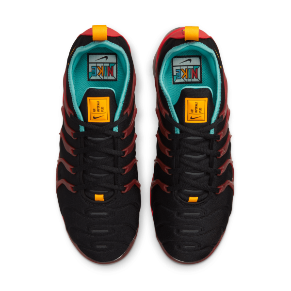 Nike - Men - Air Vapormax Plus - Black/University Gold/Red