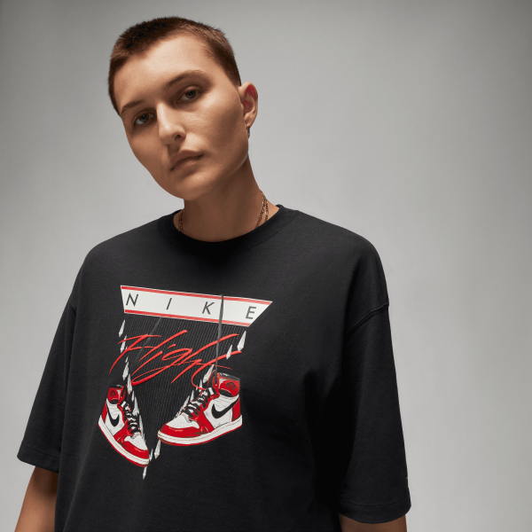 Jordan - Women - Flight Shoe Oversized Tee - Black/Varsity Red