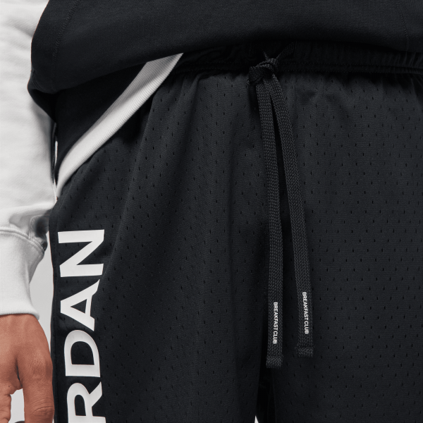 Jordan - Men - Mesh GFX Shorts - Black/White