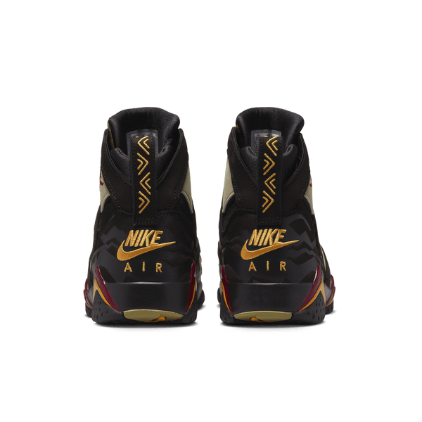 Jordan - Men - Retro 7 SE - BLACK/RED/OLIVE