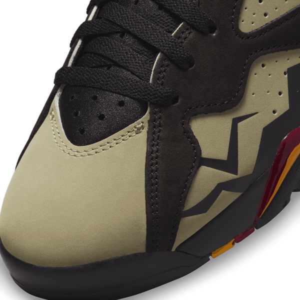 Jordan - Men - Retro 7 SE - BLACK/RED/OLIVE