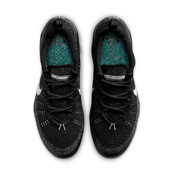 Nike - Men - Air Vapormax Flyknit - Black/White