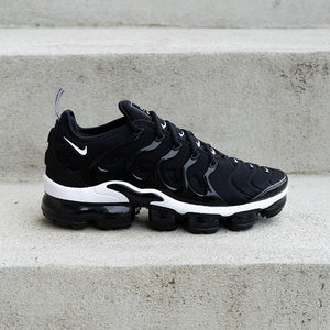 Nike Air Vapormax Plus Available 11/21