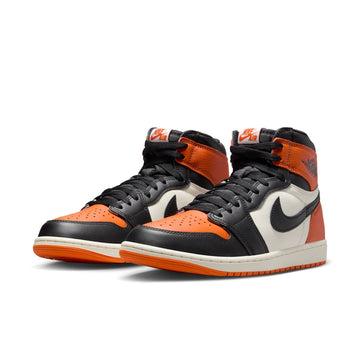 AIR JORDAN - JORDAN 1 - BLACK/BLACK SAIL STARFISH RELEASING 08/23