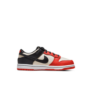 Nike Boy GS Dunk Low "Chicago" Available 3/1