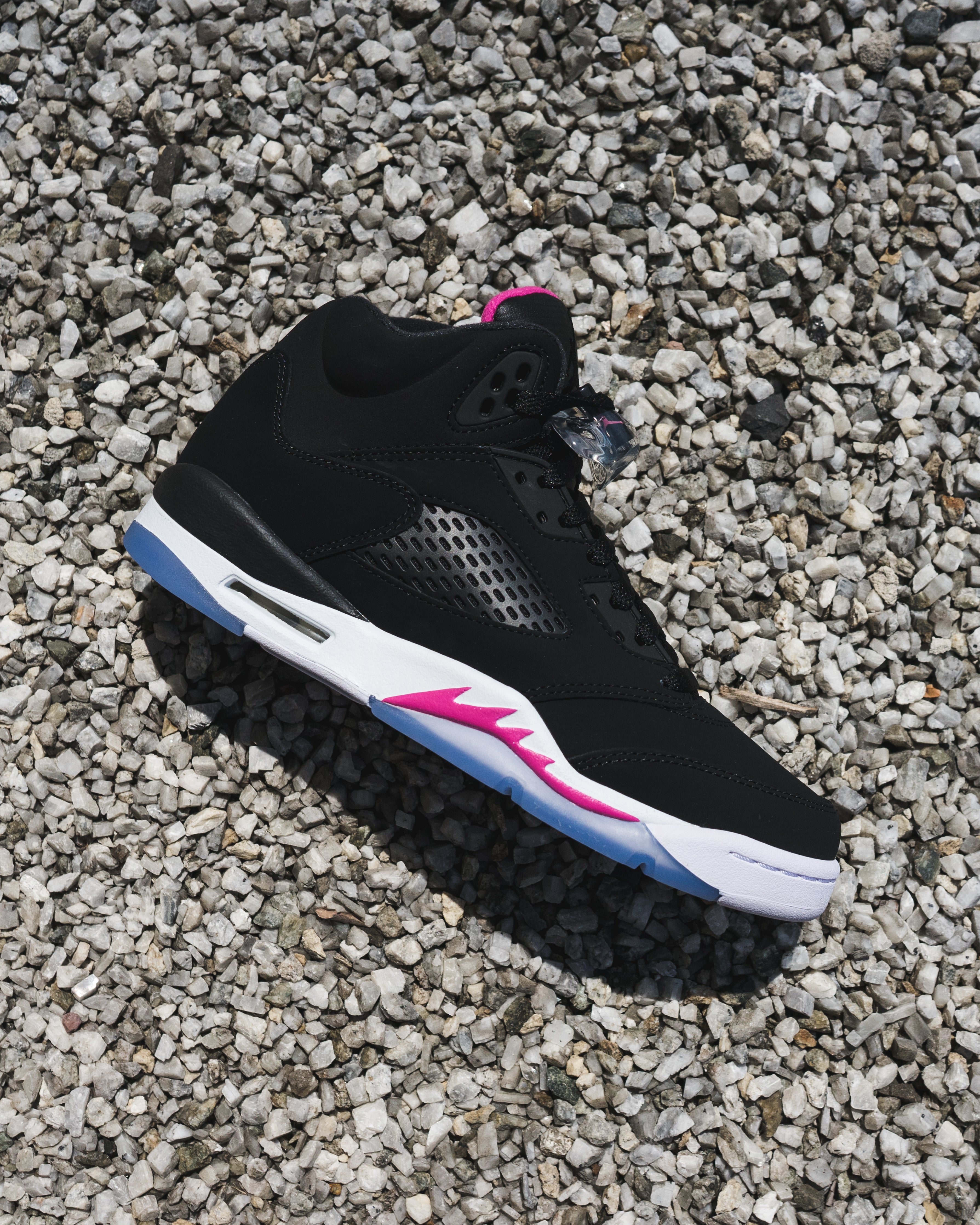 jordan retro 5 black deadly pink