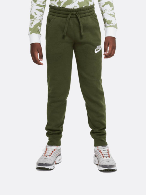 Nike - Boy - Club Jogger Pant - Rough Green/White