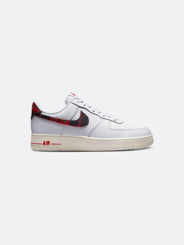 Nike Air Force 1 '07 LV8