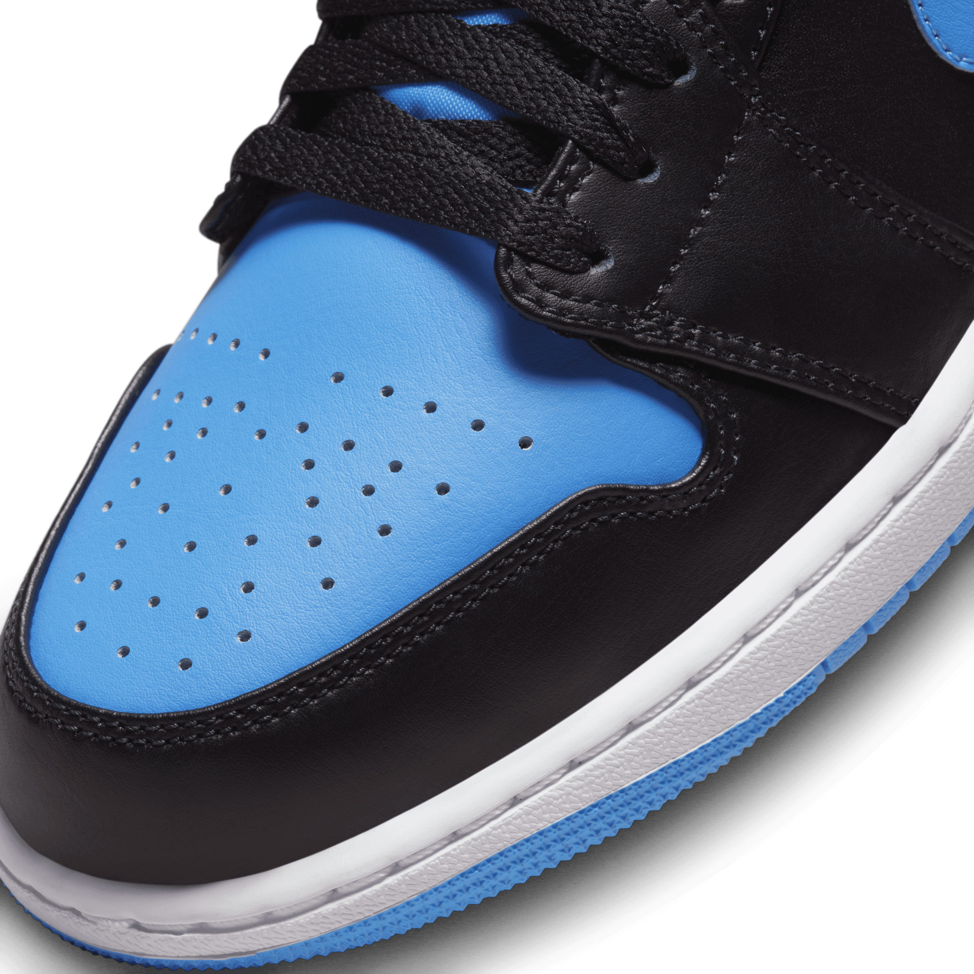 Jordan - Men - Air Jordan 1 Low - Black/University Blue/White – Nohble Jordan - Men - Air Jordan 1 Low - Black/University Blue/White – Nohble