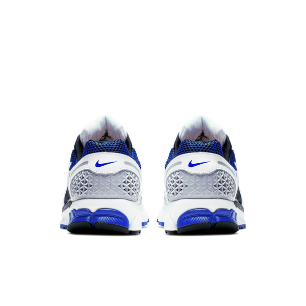 Nike - Men - Zoom Vomero 5 SE SP - White/Racer Blue/Black/Sail