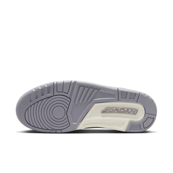 Jordan - Women - Retro 3 Low - Sail/Cement Grey/Metallic Silver