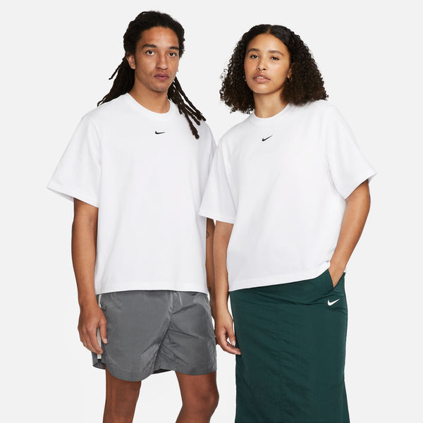 Nike - Women  - Essential Boxy Tee - White/Black