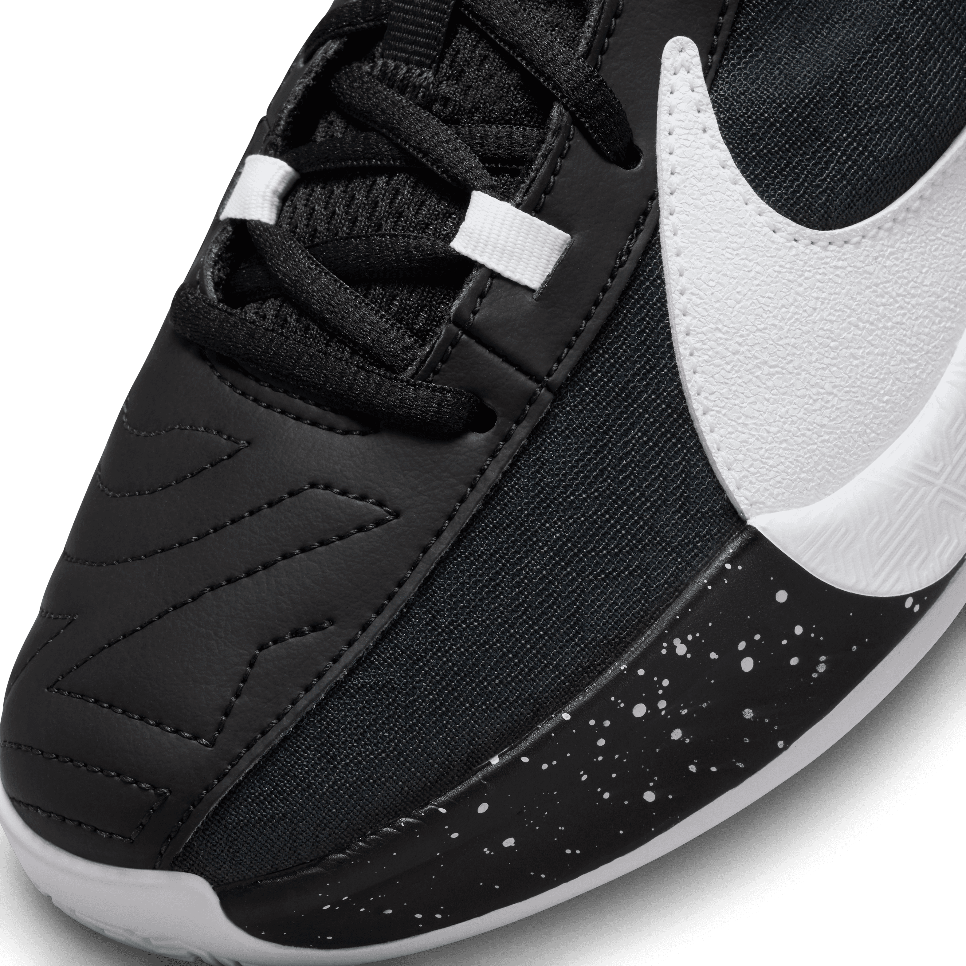 Nike - Unisex - GS Freak 5 - Black/Metallic Silver – Nohble Nike - Unisex - GS Freak 5 - Black/Metallic Silver – Nohble