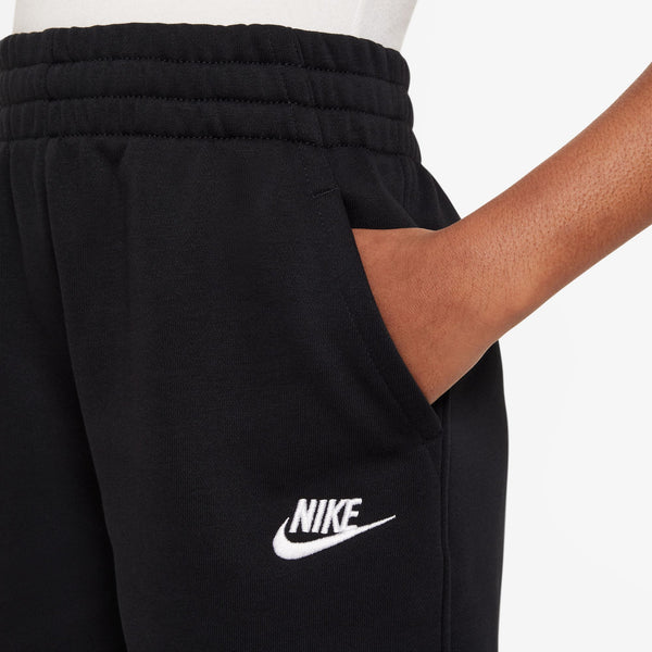 Nike - Boy - Club Short  - Black/White