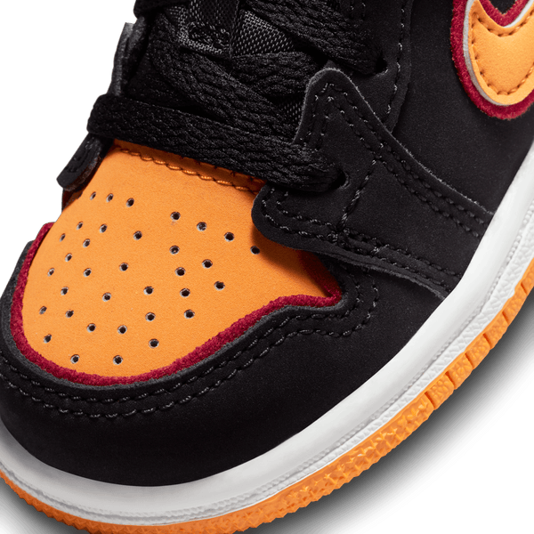 Air jordan orange black discount