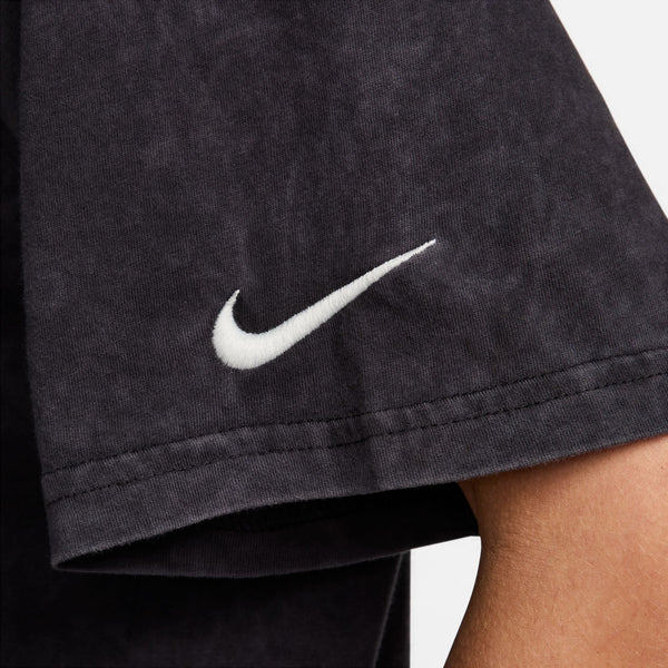 Nike - Women  - Boxy Wash Tee - Black/Photon Dust