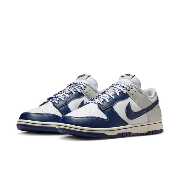 Nike - Men - Dunk Low Retro - White/Mindnight Navy/Photon Dust