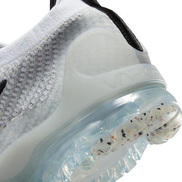Nike - Men - Air Vapormax 2021 FK - White/Black