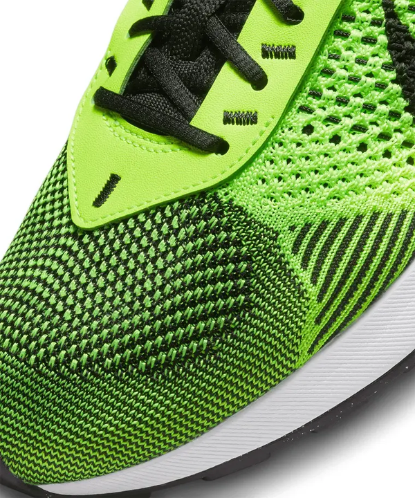 Nike - Men - Air Max Flyknit Racer  - Volt/Black/White