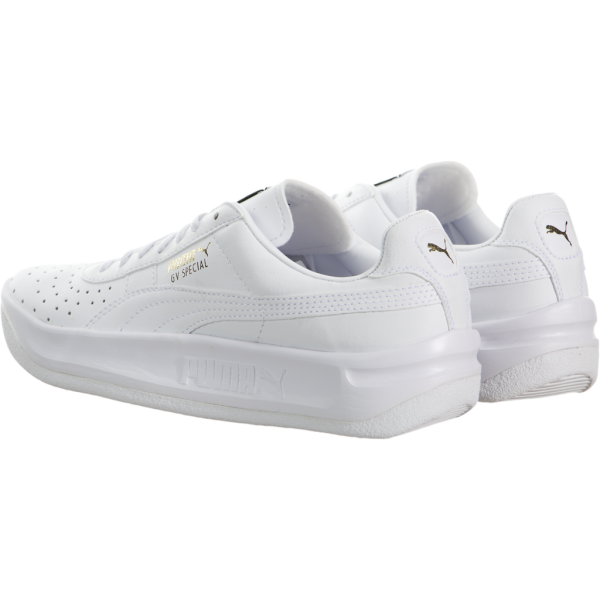 All white discount pumas