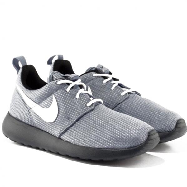 Wolf Grey Nike Roshe Run Gray And Black Sepatu Men's '