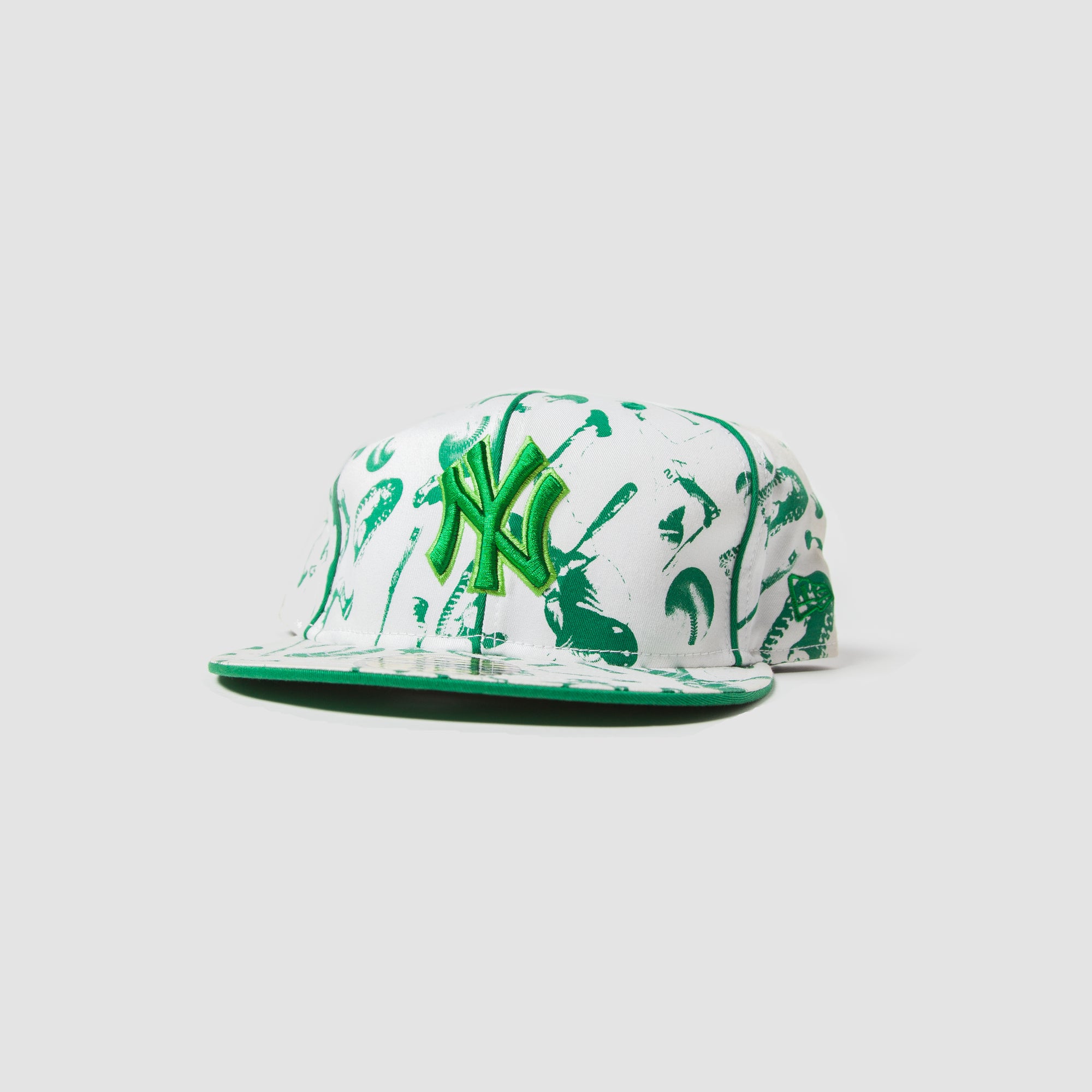 Mitchell and Ness PIPING Green-White Fitted Hat