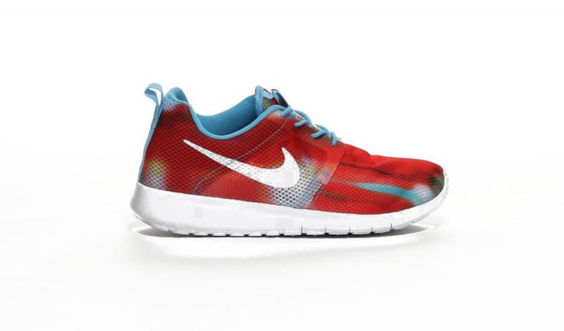 Nike roshe run red white and blue Clearance