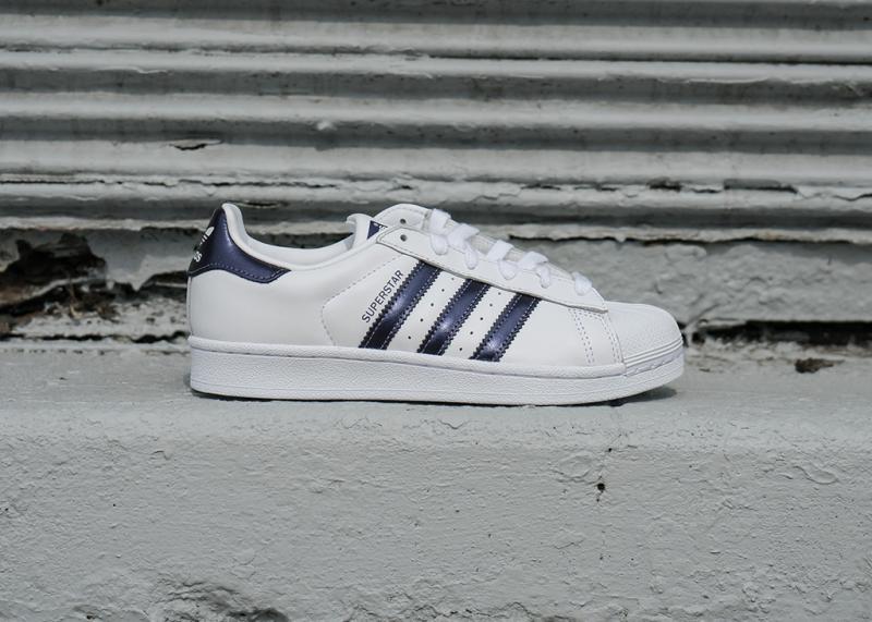 adidas W Superstar - White/Purple adidas W Superstar - White/Purple