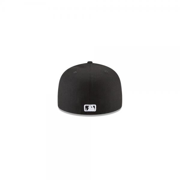 Essential 59Fifty Black Fitted - New Era cap