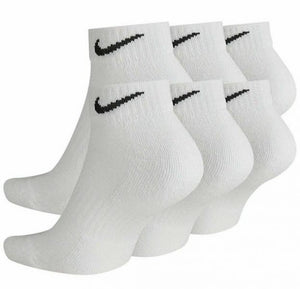 Low white nike socks hot sale