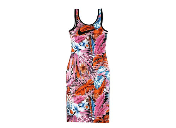 Nike - Women - NSW Hyper Femme Dress - Laser Fuchsia/Black