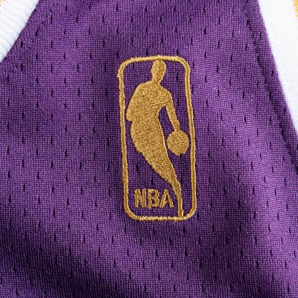 Lakers Kobe Bryant Signed Purple M&N 2000-01 HWC Authentic
