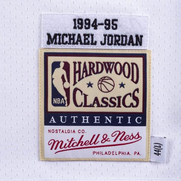 Mitchell & Ness Authentic Jersey Chicago Bulls 1994-95 Michael Jordan