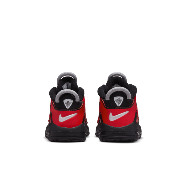 Nike uptempo 2002 hotsell