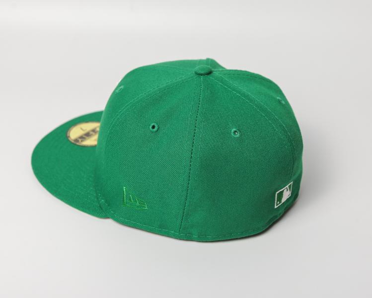 New Era Chicago White Sox Fitted Pink Bottom Mint Green (2005