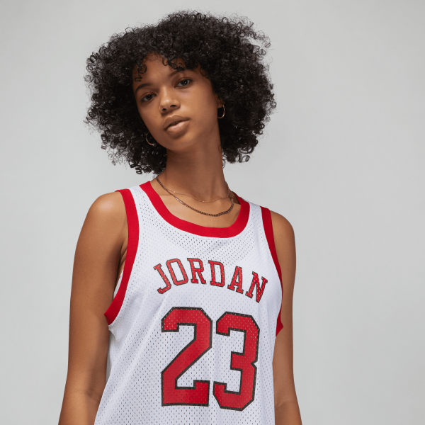 Jordan - Women - Heritage Dress - White/Gym Red/Black Nohble Jordan - Women - Heritage Dress - White/Gym Red/Black Nohble
