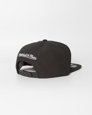 MITCHELL & NESS - Accessories - Brooklyn Nets Nylon Deadstock Hat